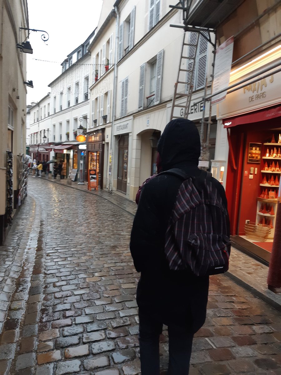 anna_kmita's tweet photo. La suite en images......à la découverte de Montmartre avec nos #Caposrcl et @CFA_Stephenson @FormaposteIDF 
#apprentissage en #alternance https://t.co/mTNemEUeyK
