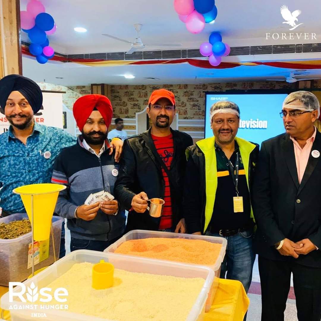 ShishirNayak1's tweet photo. A big thank you to all of you that helped us pack more than 1,50,000 meals in Mohali! #ForeverGiving #FLPIndia #RiseAgainstHungerIndia
#ForeverWeRise #2030ispossible #ZeroHunger #RiseAgainstHunger2030
@Rise2030 @RiseIndia2030 @ForeverGlobalHQ image via: @flpindia https://t.co/T726gKNVkZ
