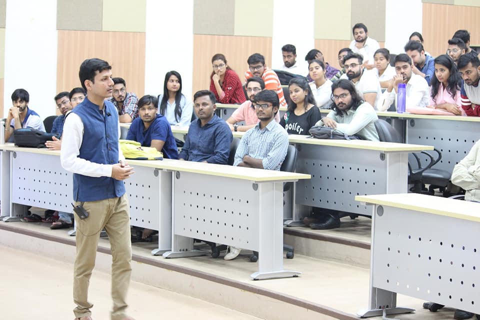 KavyaSomer's tweet image. Looking for top management institute in Bhubaneswar. Browse #IMIBH #managementinstitute
For more, Visit: bit.ly/2qOsBji