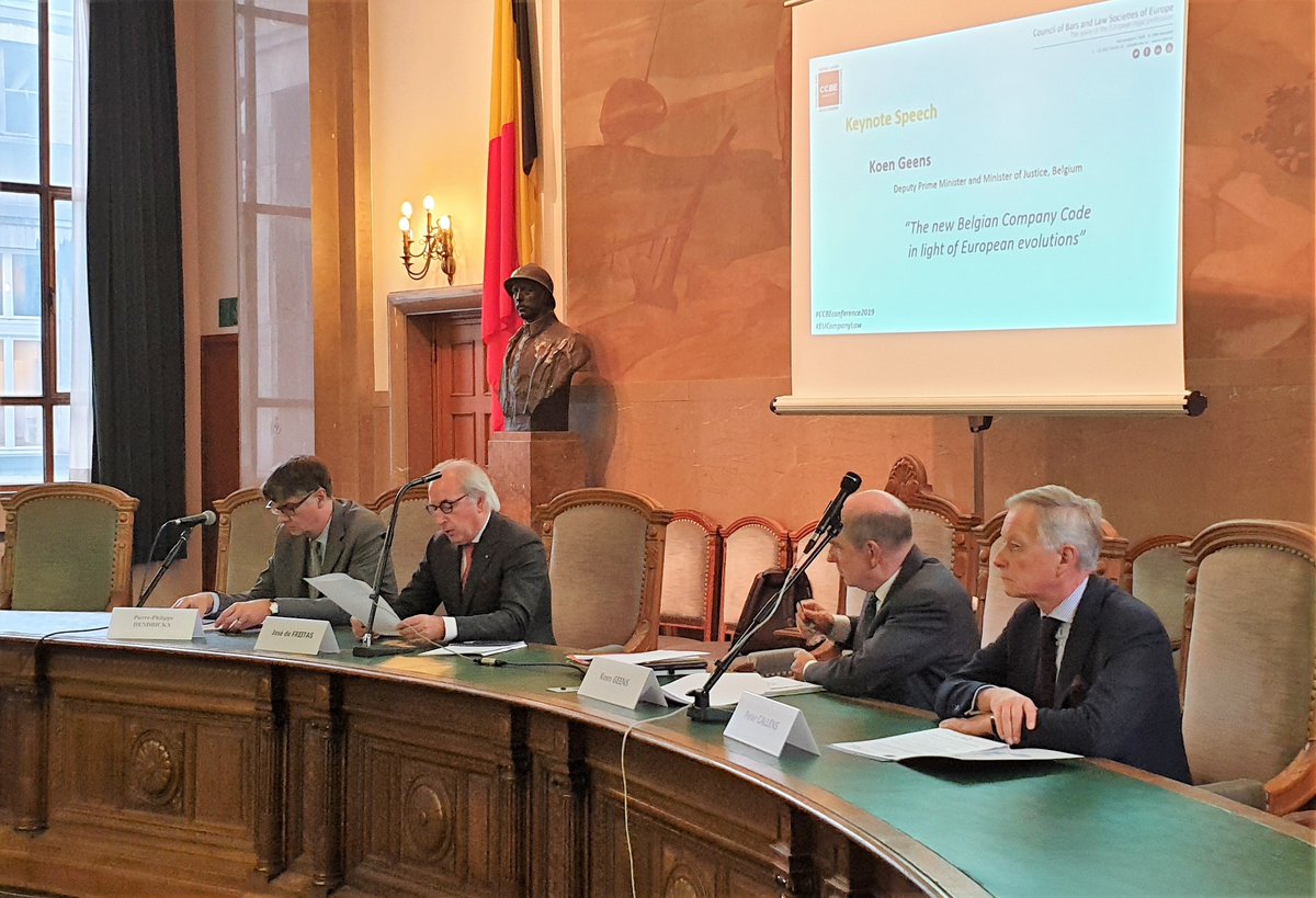 #EUCompanyLaw Opening of the #CCBEconference2019 on the modernisation of #EUCompanyLaw by the CCBE President <a href="/josecdefreitas/">José de Freitas</a> with <a href="/AvocatsBXL/">Barreau de Bruxelles</a> and
<a href="/BalieBrussel/">Balie Brussel</a>

Ouverture de la #CCBEconference2019 sur la modernisation du droit européen des sociétés par le président du CCBE.