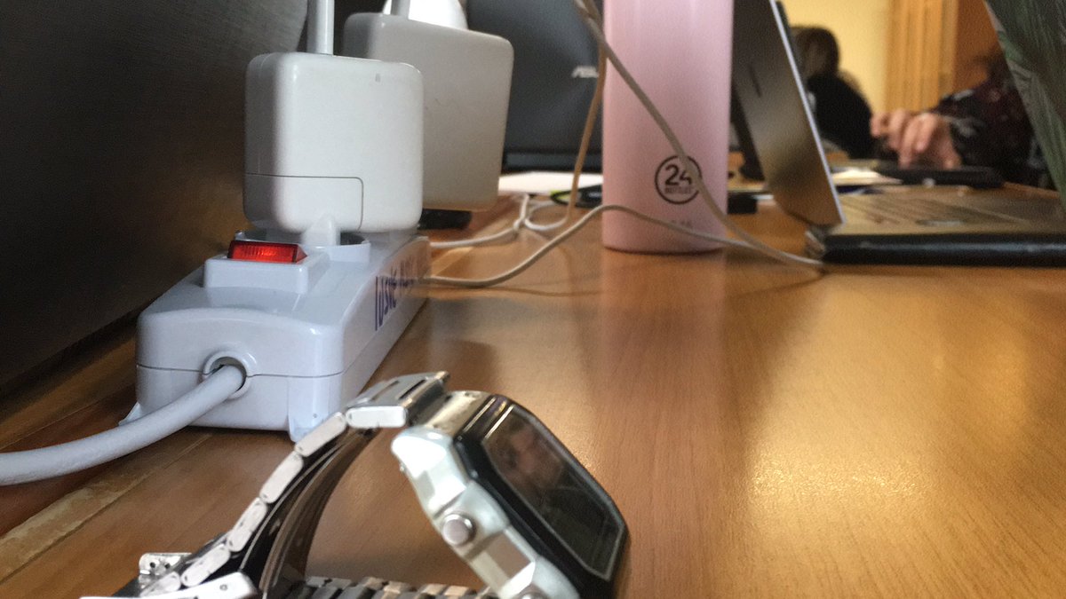 giovvan's tweet photo. un #SocialMediaLab con #FIAMM porta a pensare e ripensare l’avvisatore acustico caro @VMartiniDj perché non fai un salto da noi in @IUS_VE a Venezia Mestre e ci racconti il tuo comporre suoni con un’auto? 🚗🚓🚓🚕🚙🚑🚒🚌🚎🚐😀 https://t.co/nXi7JZ5Cml