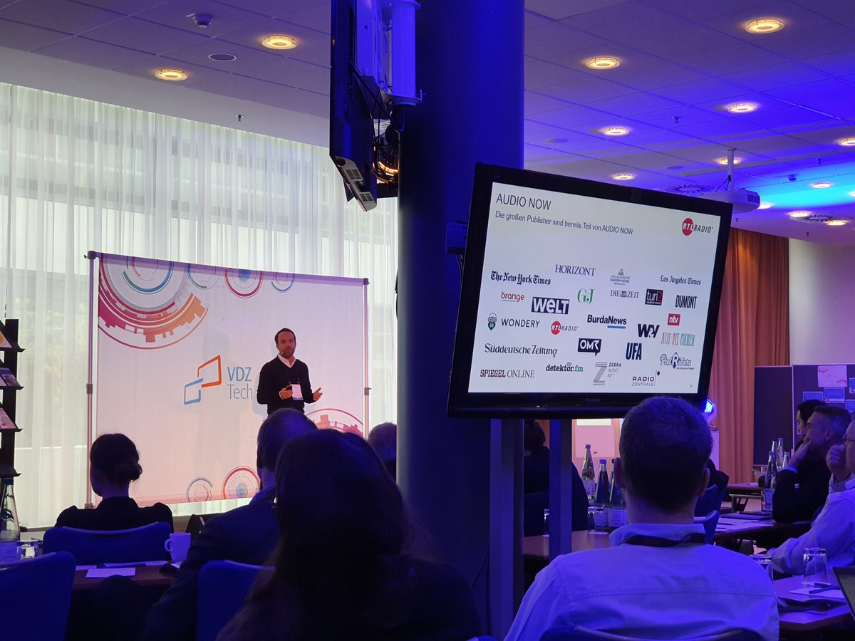 MVFP_Presse's tweet photo. .@audionowde ist eine neue #Content Alliance, bei denen auch #Publisher bereits Teil davon sind. Großer Unterschied: Nutzerdaten werden geteilt! "Alles was wir lernen, teilen wir mit dem entsprechenden Publishern", sagt @ChristianSchalt #vdzts #data #bigdata #audio #Podcast https://t.co/8e6zdDPhvM
