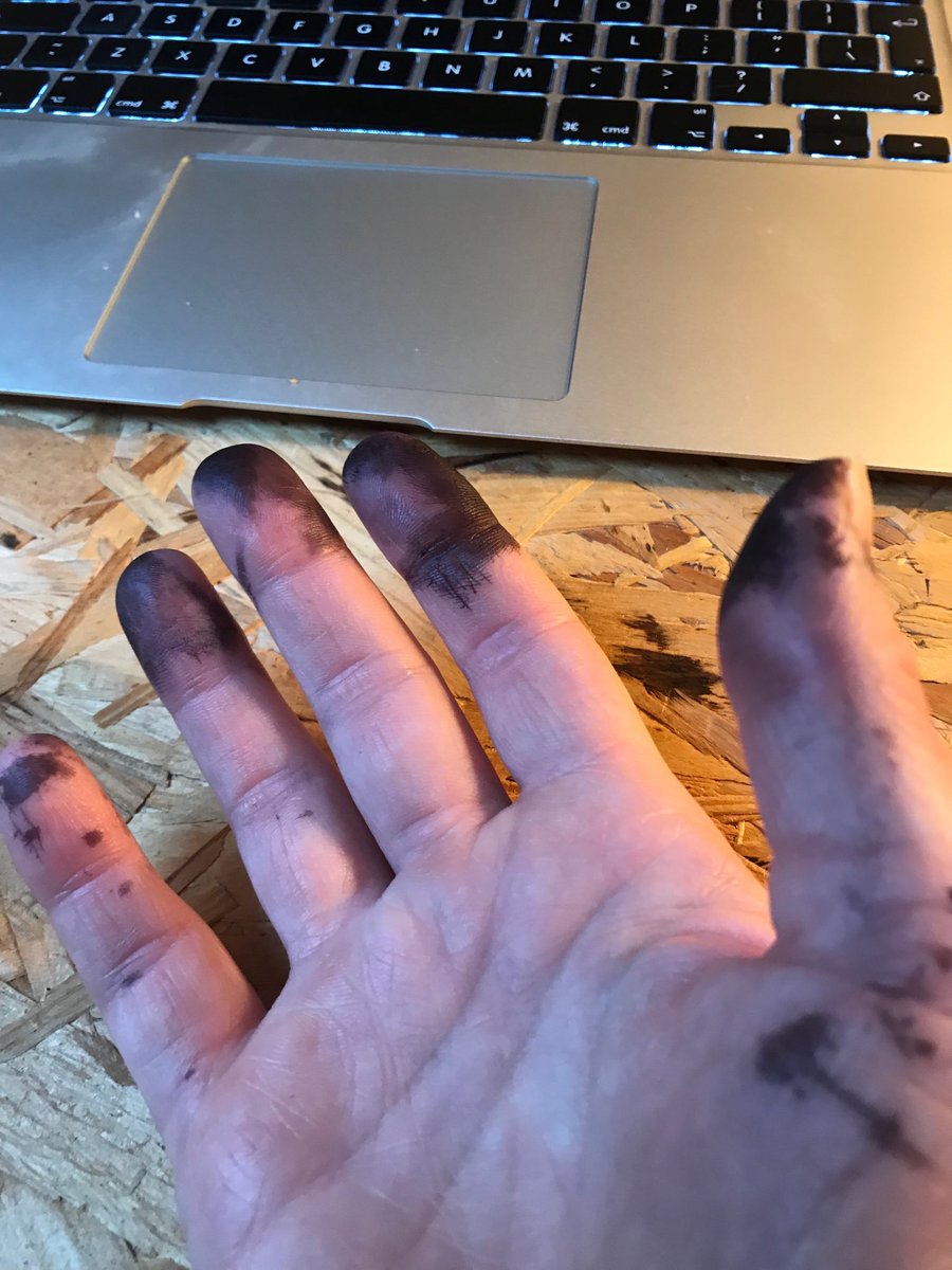 copycatcontent's tweet image. Lesson learnt. Buy cheap, pay for it. Hoping the ink will be gone by Christmas!!  (This is after a major scrubbing operation). #cheapcartridges #printing #ink