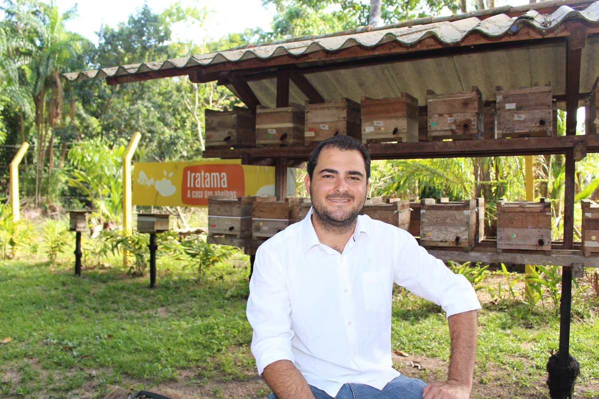 Cristiano Menezes a stingless bee researcher who focuses on colony multiplication technologies and use for crop pollination services. is giving a plenary talk at the Australian Native Bee Conference, Nesting biology of stingless bees: applications for meliponiculture.