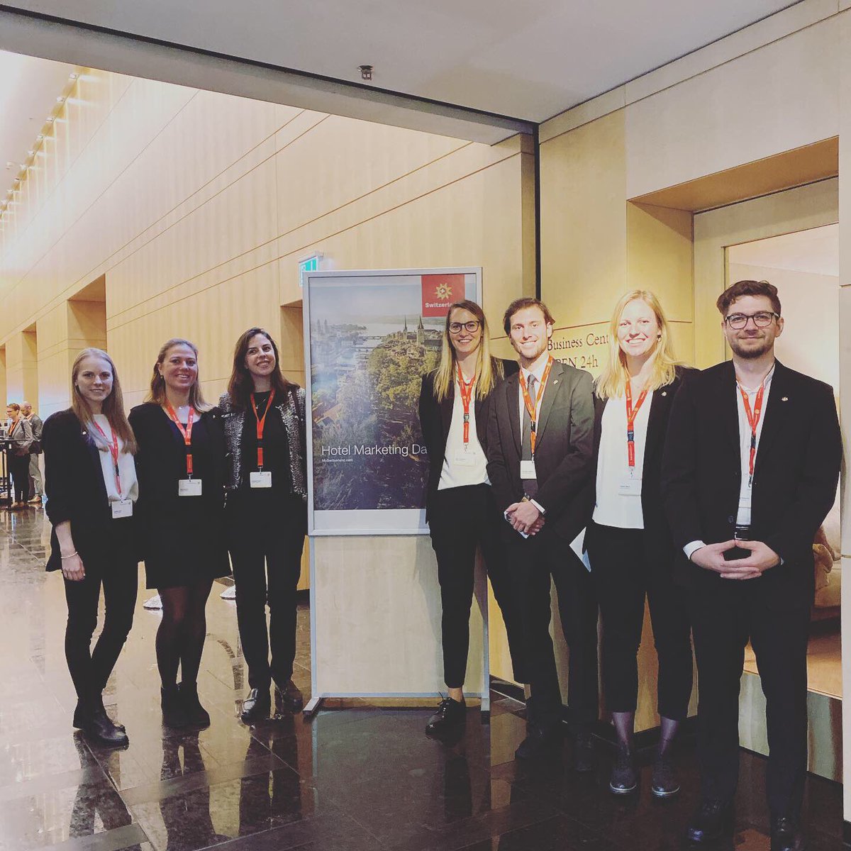 STnet.ch tweet media