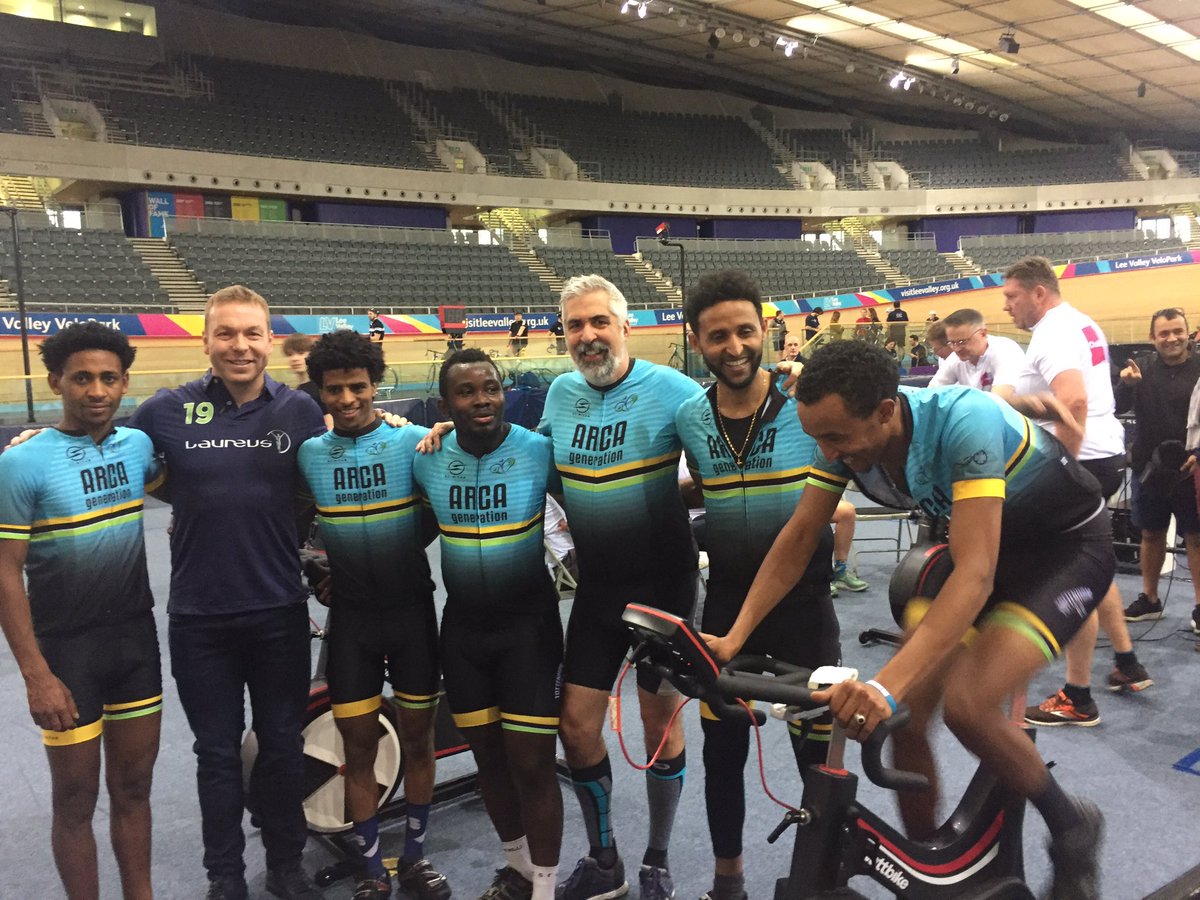stf_engineroom's tweet photo. Fantastic to meet Sir @chrishoy just now! Thanks @LaureusSport #TeamEngineRoom #SpinforGood https://t.co/IT2vMLBfor