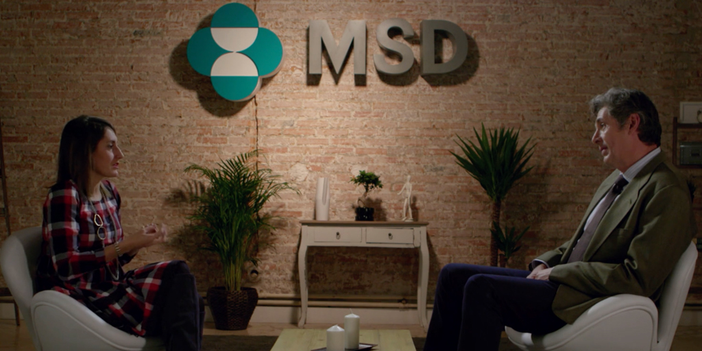 msd_es's tweet photo. #Ginecología La opinión de diferentes expertos en #menopausia al alcance de su mano. Descubra #MSDTalks Menopausia. Hoy le proponemos "Cuándo y cómo tratar la menopausia" con los doctores Laura Baquedano y José María Fernández. Acceda en https://t.co/T0Cm9cSaoW https://t.co/4s9SQMFxFX