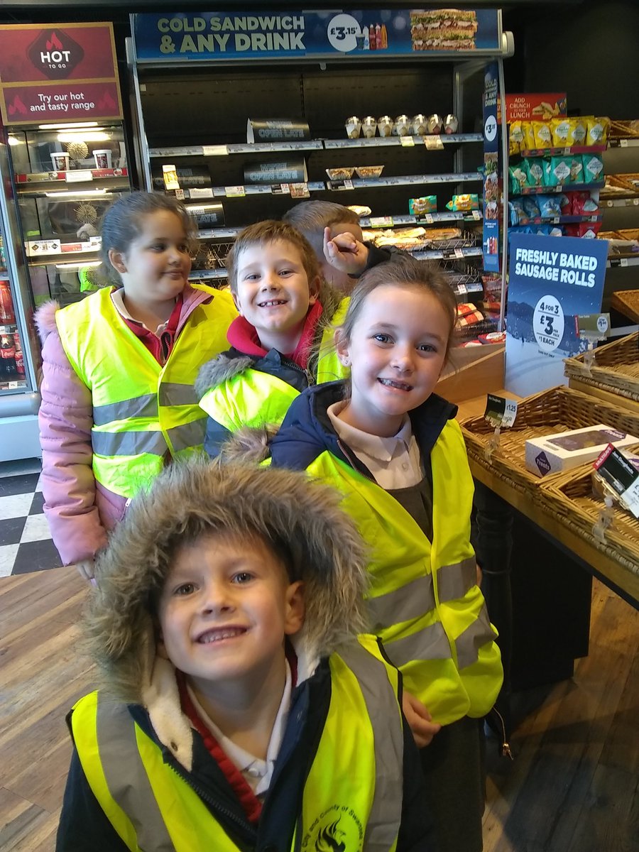 CraigfelenP's tweet photo. Fantastic customer research with Year2 for our Christmas enterprise! Lots of ideas from @greggs #cfp2 #cfpent https://t.co/fukQuV3G8R