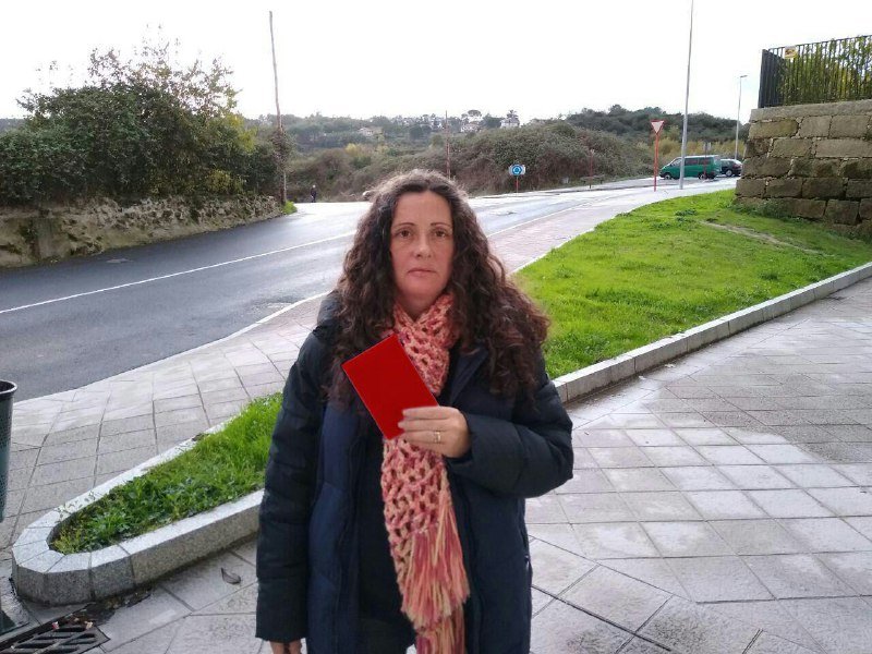 <a href="/PacoManriqueGR/">O Francisco González R🎗</a> Estamos en #EmerxenciaFeminista, polas que xa non están, polas que están e polas que estarán, temos que sacarlle #TarxetaVermellaAoMachismo como fai <a href="/meninhagato/">Meninha Gato</a>