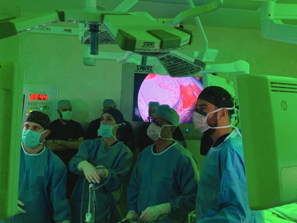 CF_MICU's tweet photo. Another wonderful International Masterclass in Laparoscopic Colorectal Surgery at @ChampalimaudF this week! Live robotic surgery, interactive lectures &amp; video case demonstrations. Thanks to everyone for their enthusiasm and lively interaction!🤩
Photo credit: Alesia Slutskaya https://t.co/BWIHwNSe0e