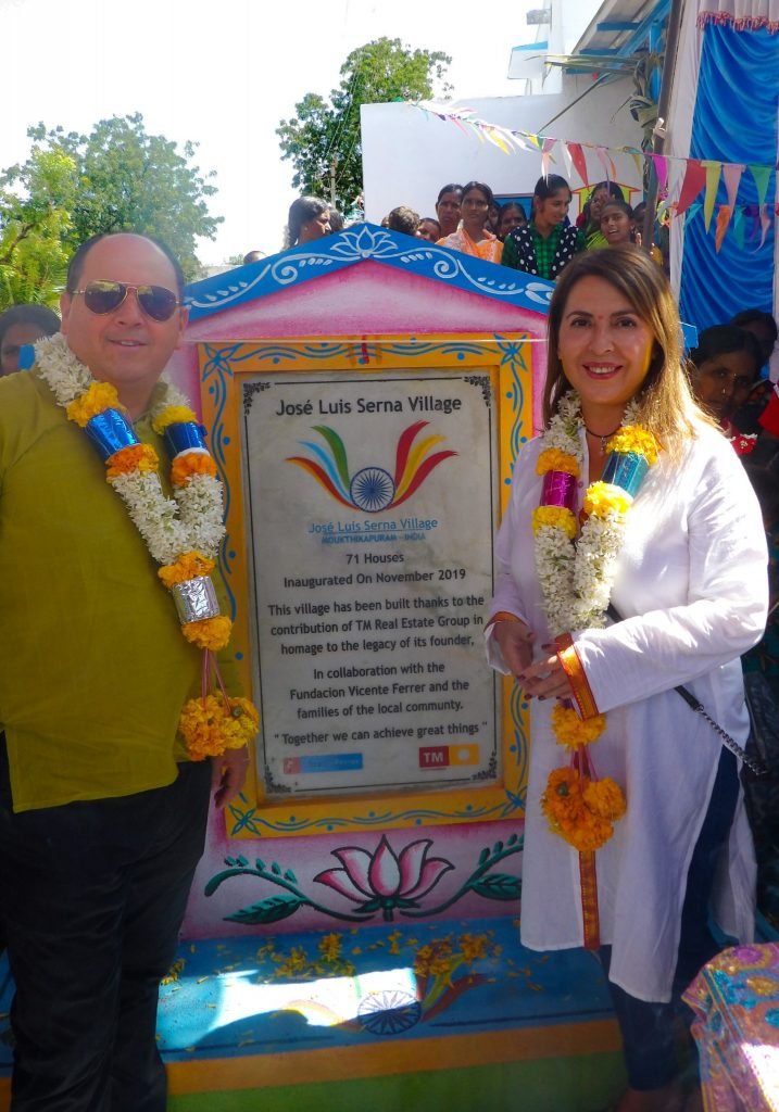 fvicenteferrer's tweet image. 🏡 @TMGrupoInmo y @fvicenteferrer inauguran la aldea “José Luis Serna Moukthikapuram” en el sur de la #India.

Gracias a esta colaboración un total de 71 familias del distrito de #Anantapur han podido acceder a una vivienda digna y segura.