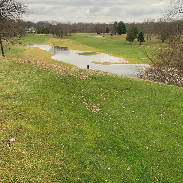 Lake Zionsville is back and the weather is worsening - ending the 2019 season at ZGC.  See you in the spring! ift.tt/33r6kW7