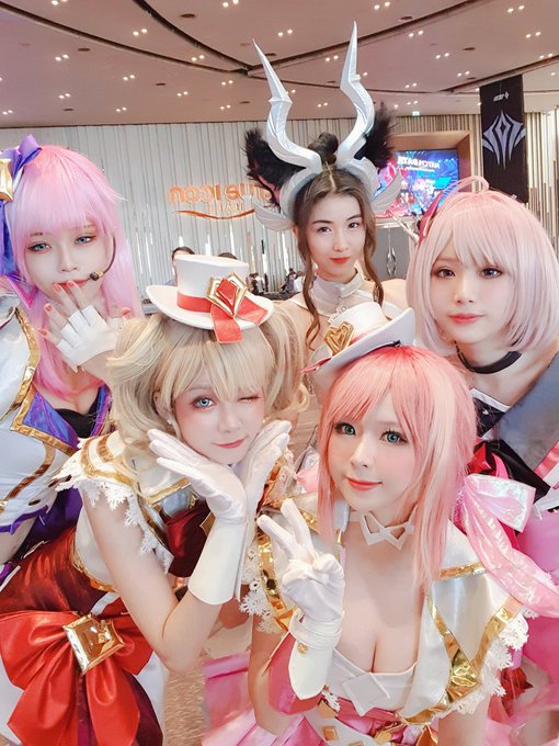 Twitterのコスプレ画像32
