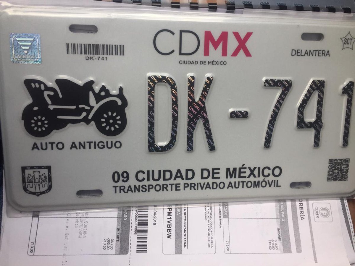 CUACO2016's tweet photo. Ayuda!!! Robaron este Vocho con placas de clásico estaba estacionado en el Panteón de Los Reyes, COYOACÁN Recompensa por cualquier información!! Mil gracias, #CDMX,#PAIS, #QuePocaMadre_MX, #MeRobaronMi_Auto https://t.co/JIr1IHFRX2