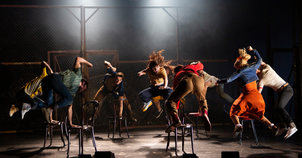 TargetLive's tweet photo. 📰 Check out the @WhatsOnStage exclusive first look at West Side Story! Now open at @CurveLeicester! #TargetLive
Article ➡️ https://t.co/83ZRg8DjbO https://t.co/VEdaOXeger