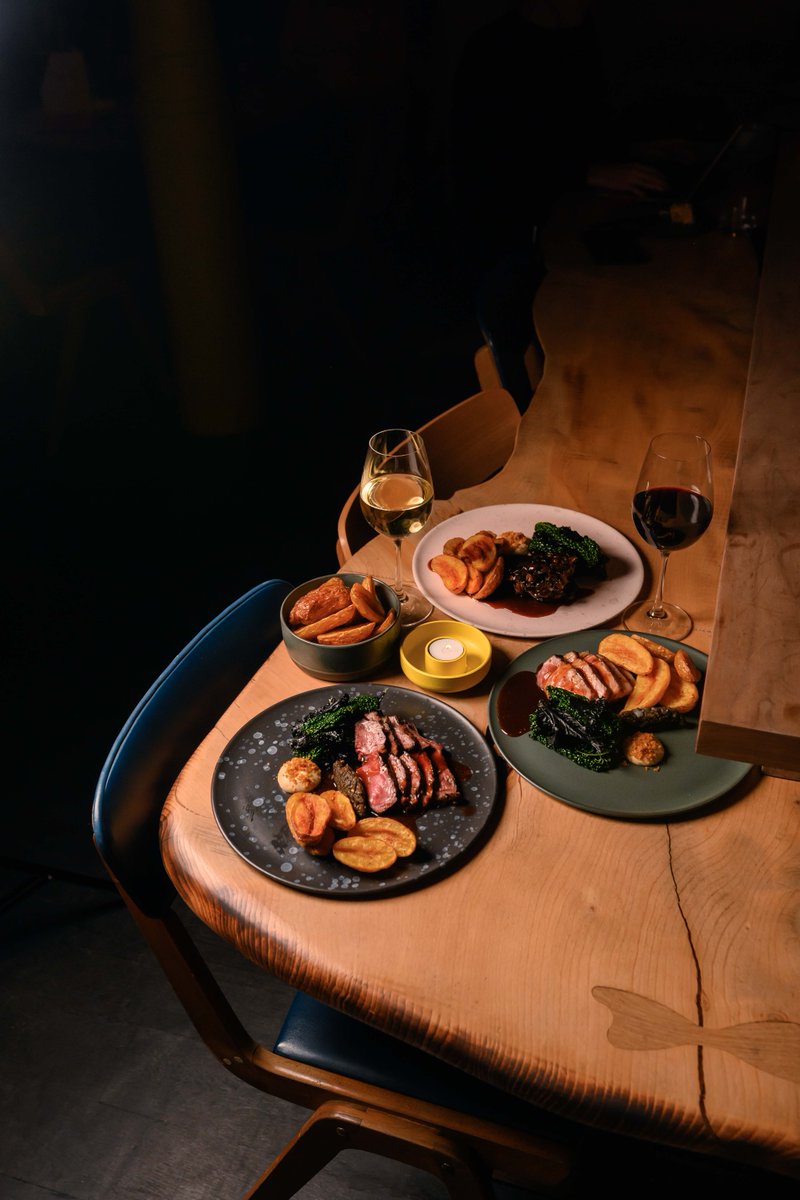 This weekend we’ve got an NQ favourite, <a href="/Bailabuddah/">Pablo Blanquito</a> playing his choice feel-good vinyl. All alongside our Sunday menu, British cheese + a bunch of tasty natural wines.  

Make your booking here: bit.ly/2KpKUC9