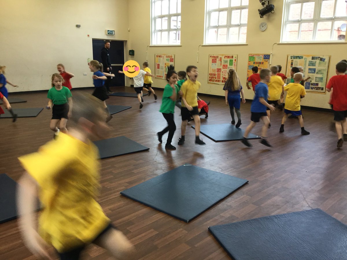 LSTClass9's tweet image. Class 8 are warming up before adding extra moves to our gymnastic routines. #STPSP.E