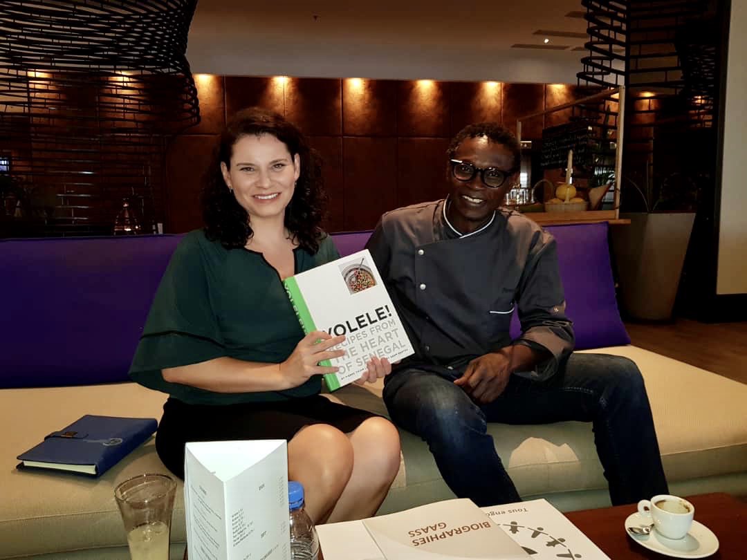 lenasavelli1's tweet photo. Promouvoir la production et la consommation des produits locaux🌽🌾, est le leitmotiv  du @chefpierrethiam. Nous sommes ravis de l'avoir aux côté du @WFP comme membre du Groupe des amis de l'alimentation scolaire au Sénégal #GAASS 🇸🇳. #CantinesScolaires #nutrition #agriculture https://t.co/fB4tfbwBfh