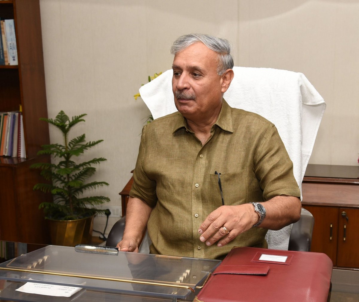 ians_india's tweet photo. Amid sharp criticism from home and abroad over allegations of suppressing #macroeconomicdata, the Ministry of Statistics on Wednesday said that the National Statistical Office (#NSO) has been providing primary data "free of cost".

Photo: IANS https://t.co/r18EuqN6Yb