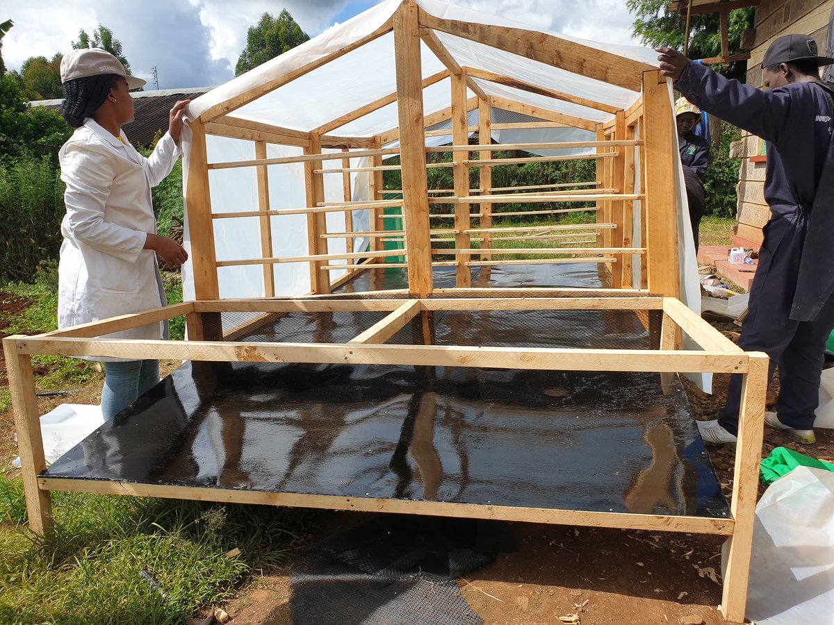 ebagropamoja's tweet image. #YOUTH leading in delivery of solutions to local problems. #Valueaddition &amp;amp; #climateAction long considered a long shot, now being demonstrated in a relatable way. All it takes is an inspired soul &amp;amp; a willing mind #InnovativeVolunteerism 
 @RichardMunang