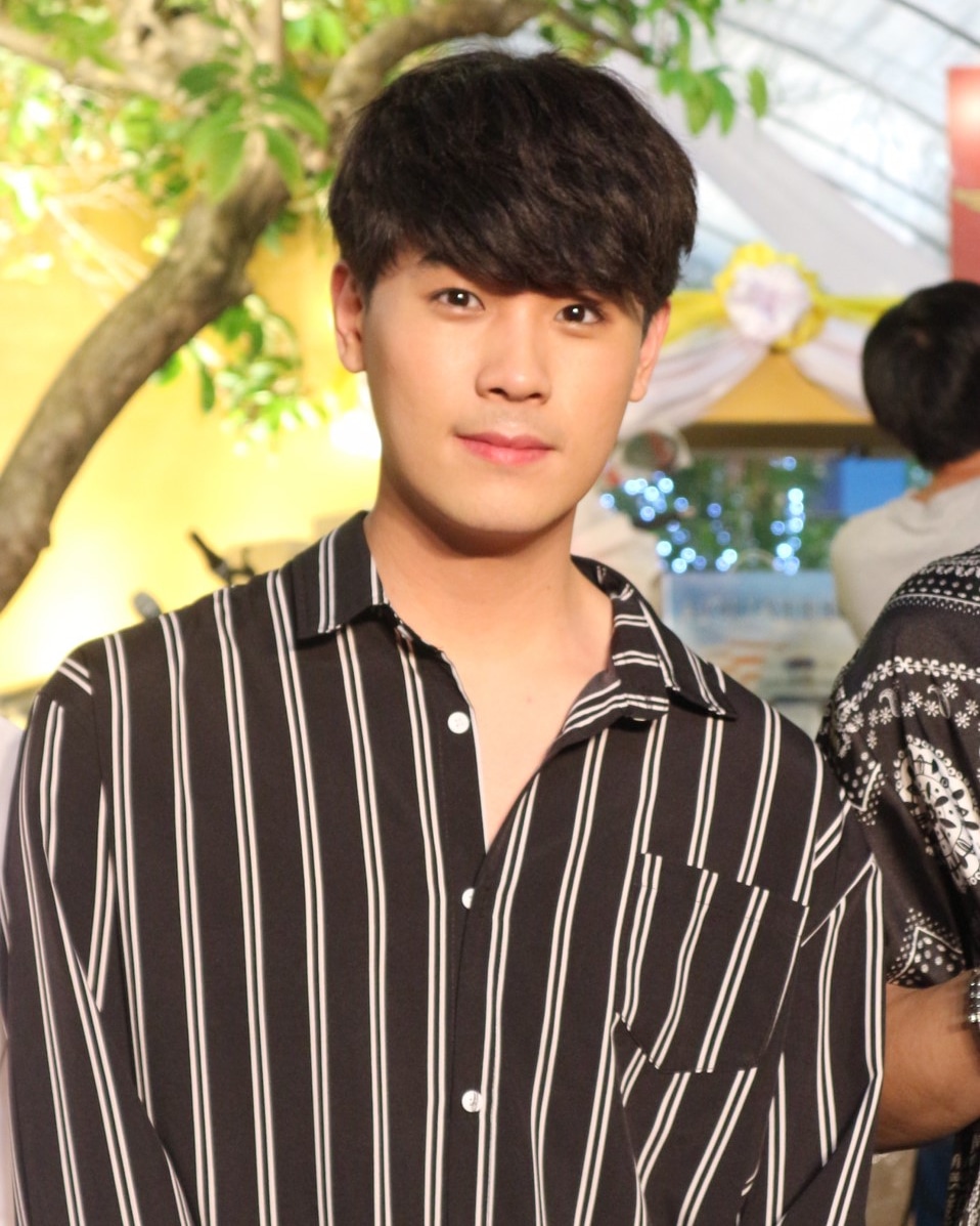 poyofficial1's tweet photo. พระอาทิตคือ ซัน 
คนสำคัญ คือ เธอ 
#ปอยเด็กเด๋อ #เดือนหน���ว 
#theserisemyengineer #theseriesmyengineerfinal 
@Poyksp https://t.co/oBP4kcmmhw