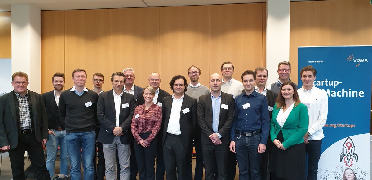 VDMAonline's tweet photo. Welche #KI-Startups bringen die nächsten Trendthemen für den Maschinen- und Anlagenbau?! Mit dem neuen Startup-Radar zu Künstlicher Intelligenz und Machine Vision gehen wir diesen Fragen auf den Grund – beim Kickoff-Workshop von VDMA und @Atomleap_com. #startupmachine #VDMASuD https://t.co/HhYkHFvk7z