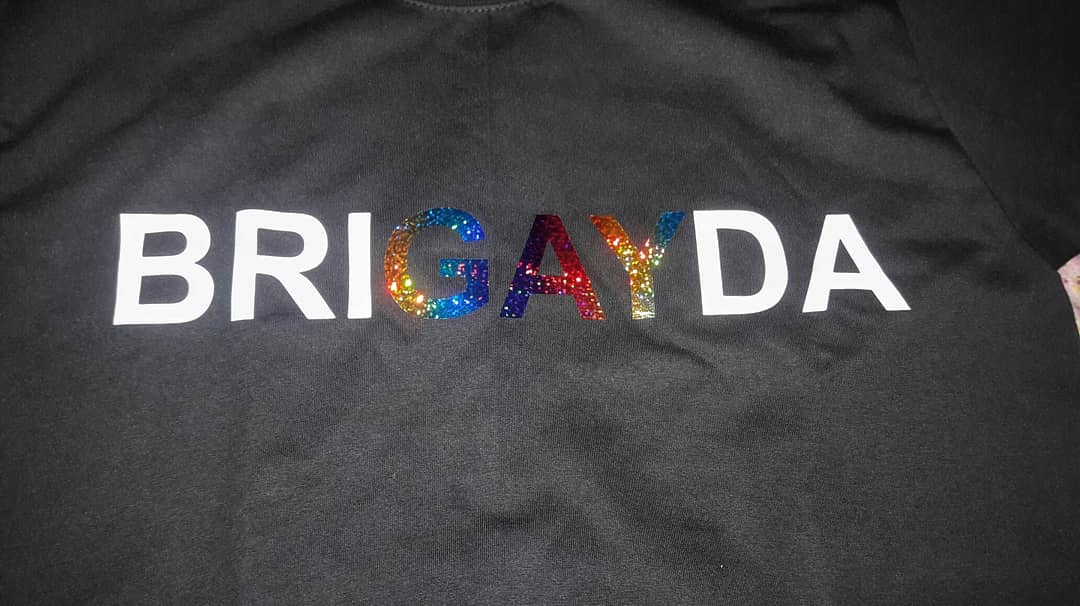 rosesxriptide's tweet photo. [RTS APPRECIATED]

Hello BCU Peeps help ya broke College Student out!

BRIGAYDA SHIRTS ARE FINALLY OUT GO GET YOURS NOW AND BE SHINEY SPARKLY GAY WITH ME

DM me for orders 💕

#BriGAYda #BCUSays https://t.co/b3CGcjkPl1