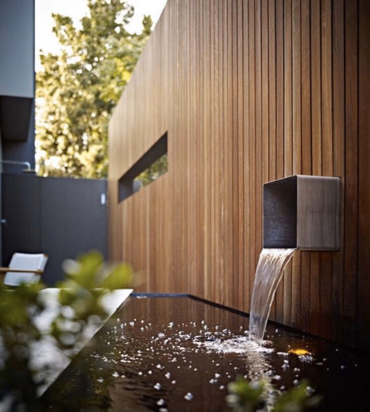 This outdoor space exudes peace and tranquility doesn’t it 💆‍♂️ #gardendesign #interiordesign #design #marlow #henleyonthames #Windsor #Bucks #Gardenscapes #Berkshire