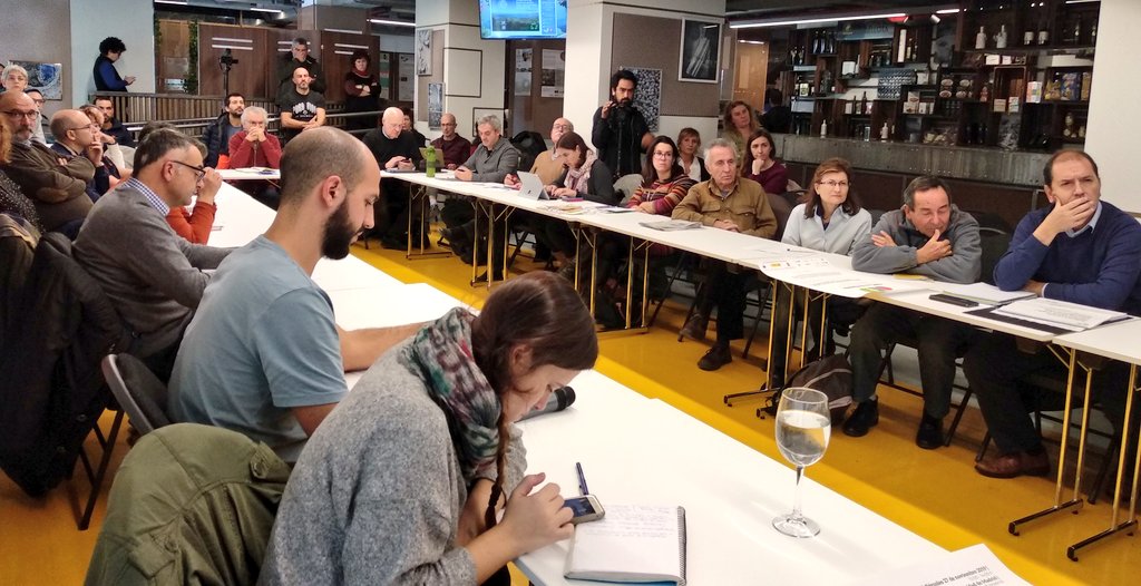 CAMagrocomposta's tweet photo. "Es necesario incentivar a la población a través de la #EducaciónAmbiental a diversos sectores y aprovechar a los agentes clave como ayuntamientos,asociaciones o agrocompostadores de la zona" Cristina Soto sobre la importancia de la correcta recogida y gestión de #MateriaOrgánica https://t.co/tPo6MEzgF8