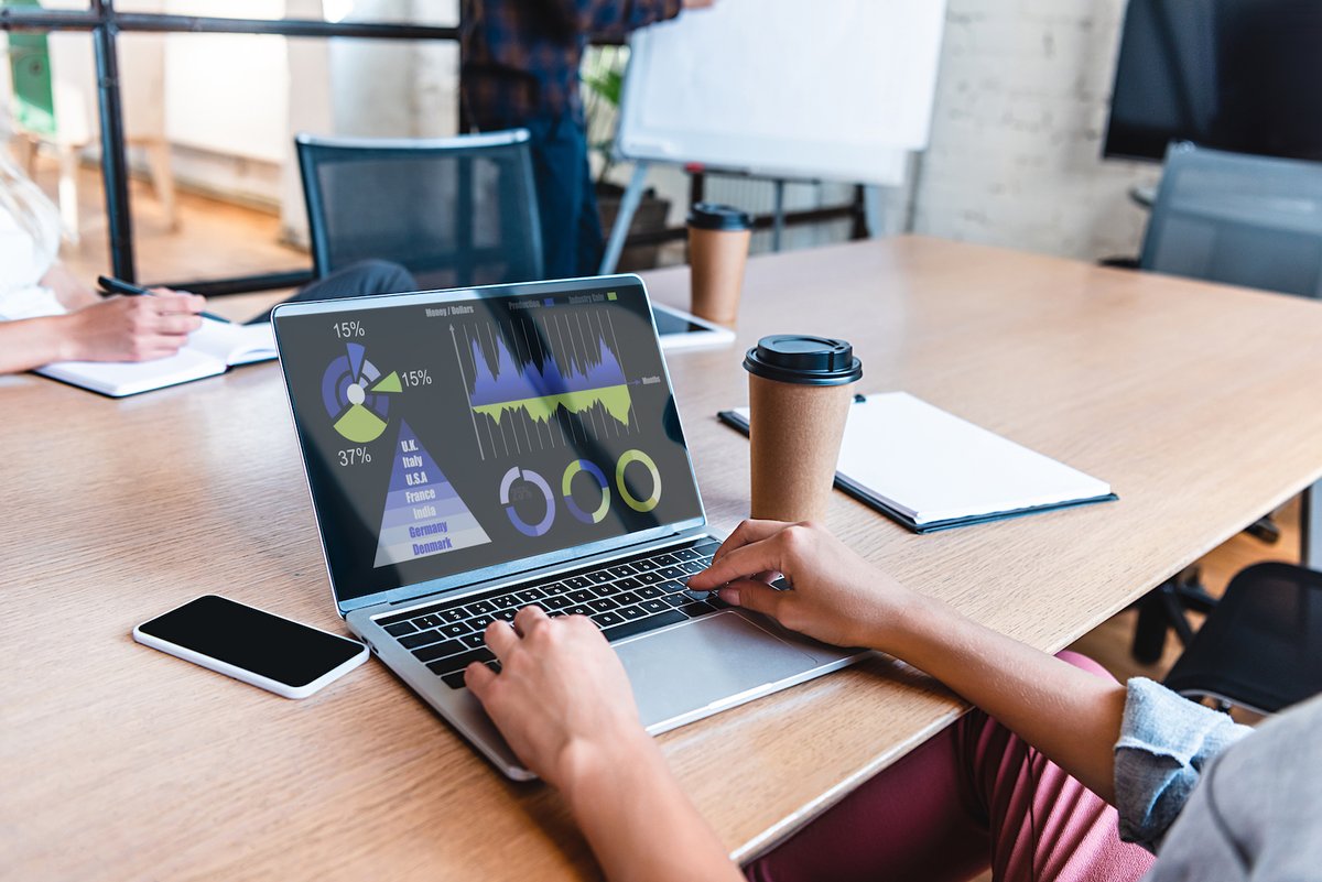 EDBPostgres's tweet image. Who supports your six crucial enterprise requirements? EDB Postgres vs. MariaDB. bit.ly/2rcL5dc #PostgreSQL #MariaDB #EnterprisePostgres