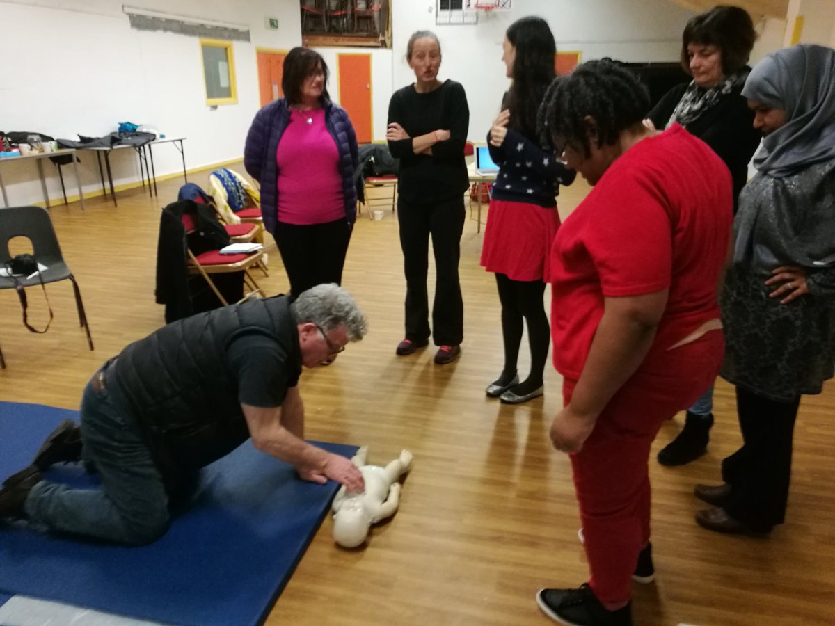 SRCDC_Cardiff's tweet photo. Valuable First Aid Training at the Riverside Warehouse @SRCDC_Cardiff @cardifffirstaid @RiverProject @WCWIOCardiff https://t.co/RUm3InqZKX