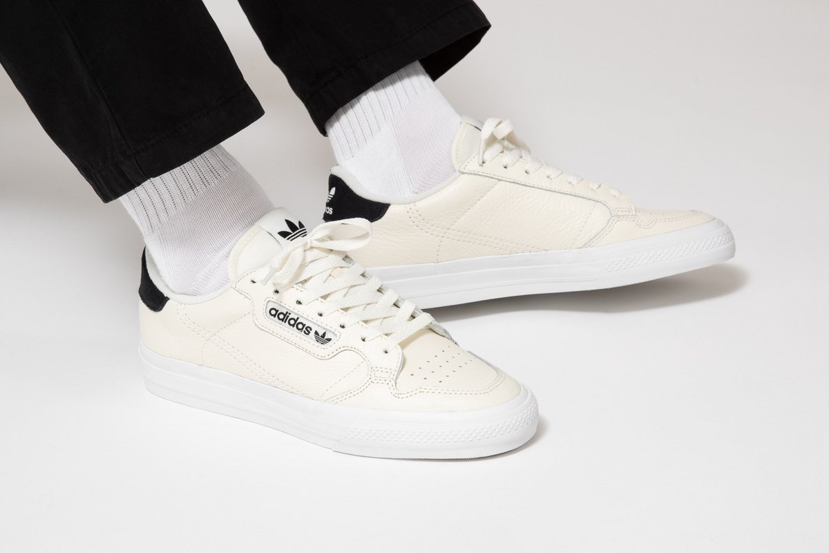 adidas continental vulc off white