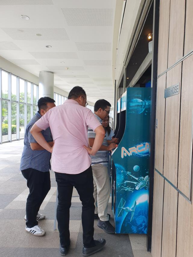 auggenius's tweet image. Reliving the childhood via Pacman, Galaga, Battle City, Arkanoid, 1942, and Donkey Kong 🎉 #StrangerThings4 #ITchapter3