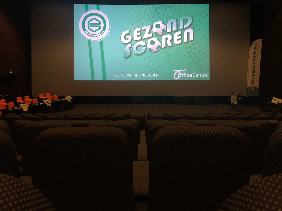 De finale van Gezond Scoren 2019 gaat om 16.15 uur van start!🎬Finalisten zijn: OBS Gieten, OBS Hiliglo en OBS De Tandem🍏⚽️🏆 <a href="/Menzis_Beweegt/">Menzis Beweegt</a> <a href="/kvdvk2023/">Kans voor de Veenkoloniën</a> @gezondejaren <a href="/healthyageingeu/">HANNN 🌟🌟🌟🌟</a> <a href="/JCFoundation/">Johan Cruyff Foundation</a> <a href="/DecathlonNED/">Decathlon Nederland</a> <a href="/SKWshop/">SKWshop</a>