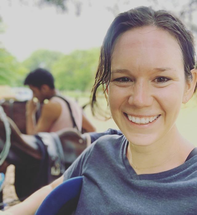 Practice makes progress... and it also gives you awesome helmet hair. Team @vakiano.artisans working hard for @lalomapolo chukkers in @la_canada_polo_club! .
.
. .
#polo #poloplayer #argentina #gallop #equestrian #caballosdepolo #polopony #ladiespolo #womenspolo #polofemenil…