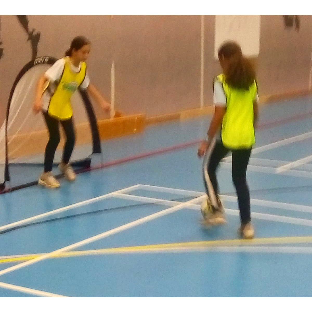 OSFCFemaleFootball (@osfcfemalefooty) on Twitter photo 26-11-19 Wildcats girls in action! β½οΈπ₯ <a href="/wwcommon/">Wandsworth Common</a> @WBCYouthCouncil <a href="/WandsworthFoE/">Wandsworth FoE</a> <a href="/nnbattersea/">Battersea SW11</a> <a href="/loveclapham/">Clapham</a> <a href="/ClaphamCommon1/">Friends of Clapham Common</a> #girlsfootball #femalefootball 26-11-19 Wildcats girls in action! β½οΈπ₯ <a href="/wwcommon/">Wandsworth Common</a> @WBCYouthCouncil <a href="/WandsworthFoE/">Wandsworth FoE</a> <a href="/nnbattersea/">Battersea SW11</a> <a href="/loveclapham/">Clapham</a> <a href="/ClaphamCommon1/">Friends of Clapham Common</a> #girlsfootball #femalefootball