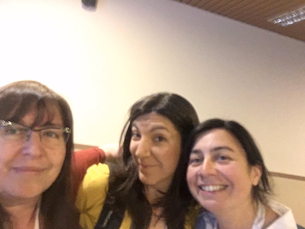 GabyBellazzi's tweet photo. Tenemos el honor de participar en la creación de la red federal de asistencia a varamientos de fauna marina, en #PuertoMadryn, con presencia de representantes de todas las provincias y de la Nación https://t.co/ojrzN2207D