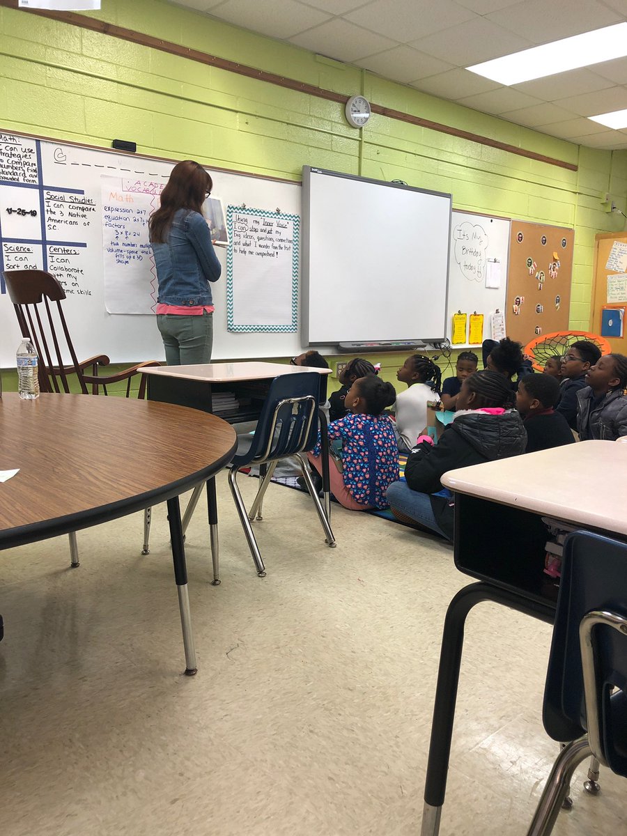 Ls08S's tweet photo. Incredible Literacy Learning Lab day 11/25/19! Powerful literacy in action, while building capacity through teaching and learning! #SCReadingCoaches #SC_Reads #SCLiteracySpecialist Richland2 🙂 https://t.co/JOTeZ0YDXk