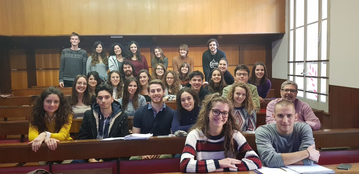 cmfraga's tweet photo. Yesterday was my last class to students from the course of CHEMISTRY AND PHARMACEUTICAL TECHNOLOGY of University of Bologna. It was one of the best experiences of my life! I would like to thank Professor Maria Laura Bolognesi for the great opportunity. https://t.co/fWB5mlh4xi