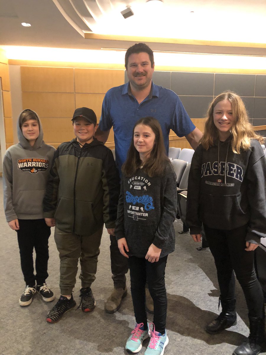 sherri_stokes's tweet photo. Students learned so much at the TAMI summit today from all of the guest speakers and support staff. #mentalhealthmatters Here they are with Paul Ranger #uxbridgeps https://t.co/MiwjIVAs5O