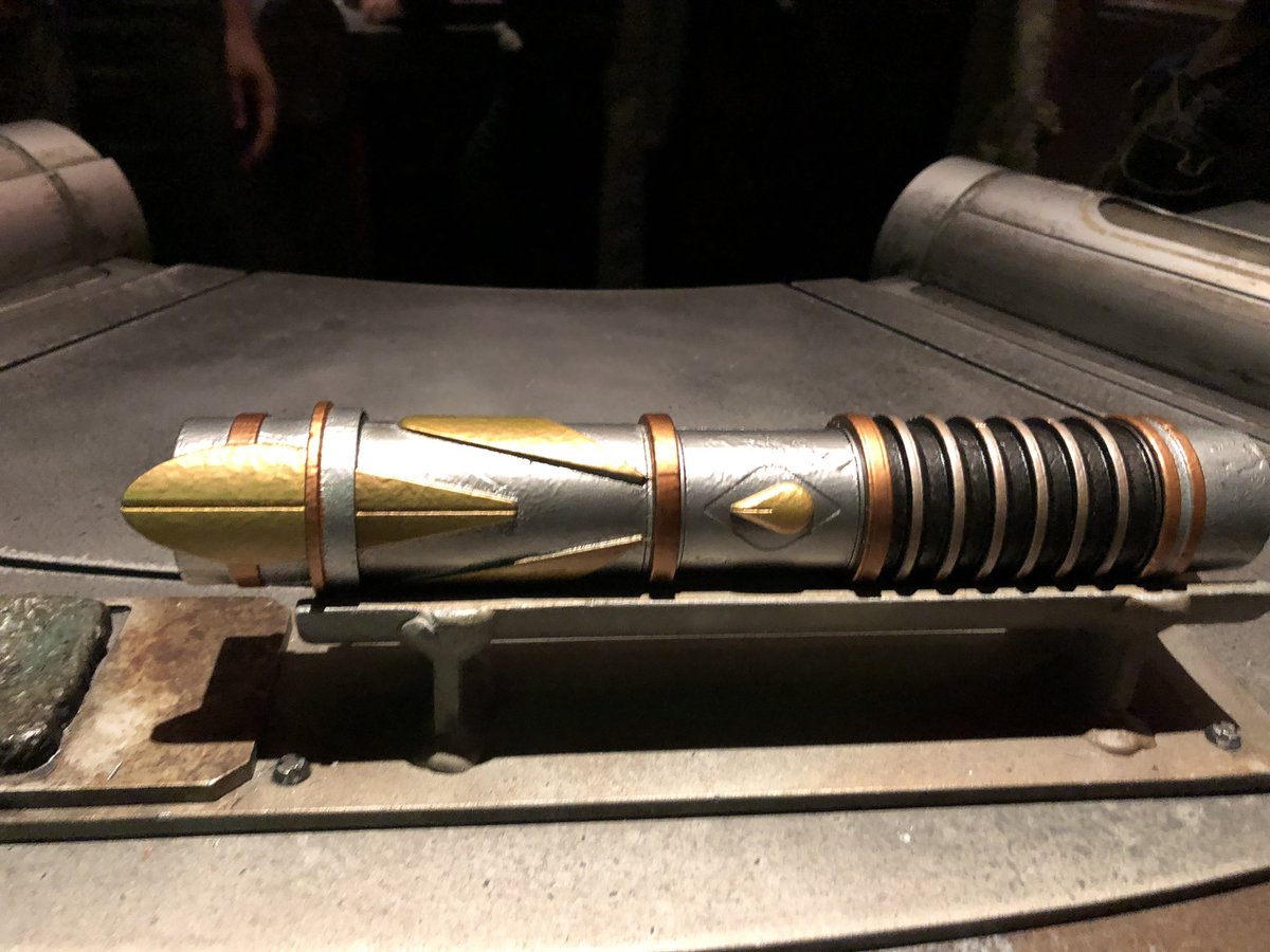 Yellow Kyber Crystal is best. Here’s the inside of my #lightsaber I built at #galaxysedge #disneyworld at #savisworkshop #batuu #blackspireoutpost