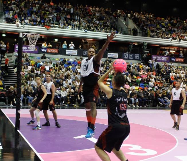 Hey @iProHydrate we have some huge tournaments and exhibition games coming up against all the <a href="/NetballSL/">Netball Super League</a> teams in the coming months, any interest in supporting the biggest mens netball team in the UK?facebook.com/groups/knights…
#MensNetball #HealthyHydration #KnightsNetball