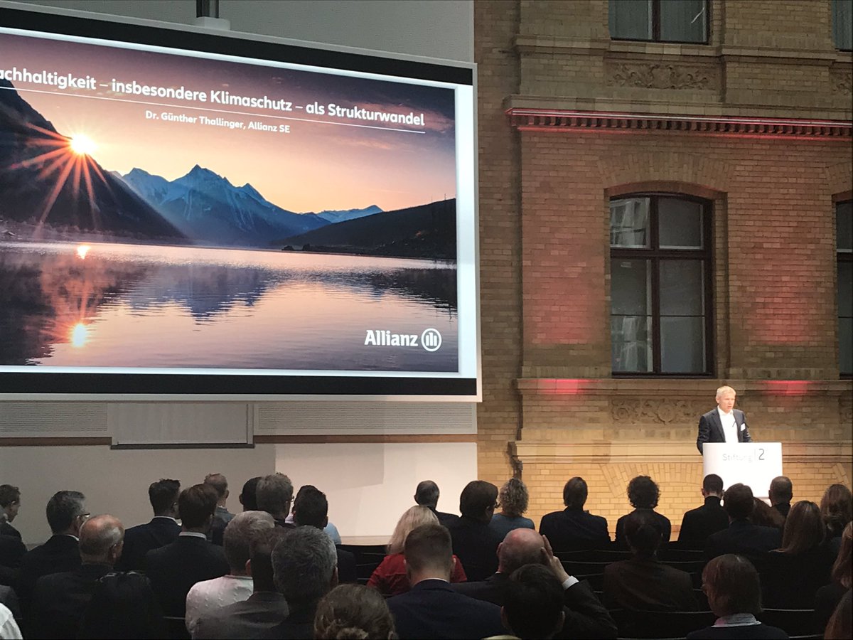 Hr. Thallinger @allianz_de “Wir brauchen mehr Optimismus. Sollten daher auch darüber sprechen, was die Wirtschaft schon tut” #JK2019 #InvestitionKlimaschutz