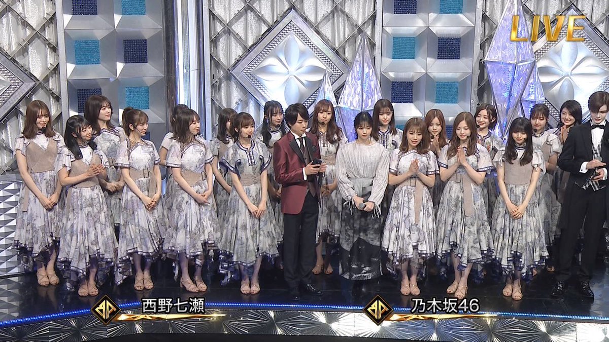 Nanachma46's tweet photo. いろいろ感動した。

七瀬！！乃木坂最高！！
#ベストアーティスト2019 
#西野七瀬
#乃木坂46 https://t.co/8AshGrpG3b