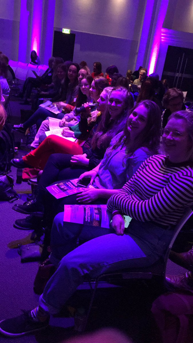 Germieke's tweet photo. #NGOZ Enthousiast aanwezig met meerdere collega’s en bijna 15 studenten van de minor Zorg Voor Ouderen Hogeschool Leiden #verpleegkundige #ouderenzorg #opleiden https://t.co/ilU7dokeuU