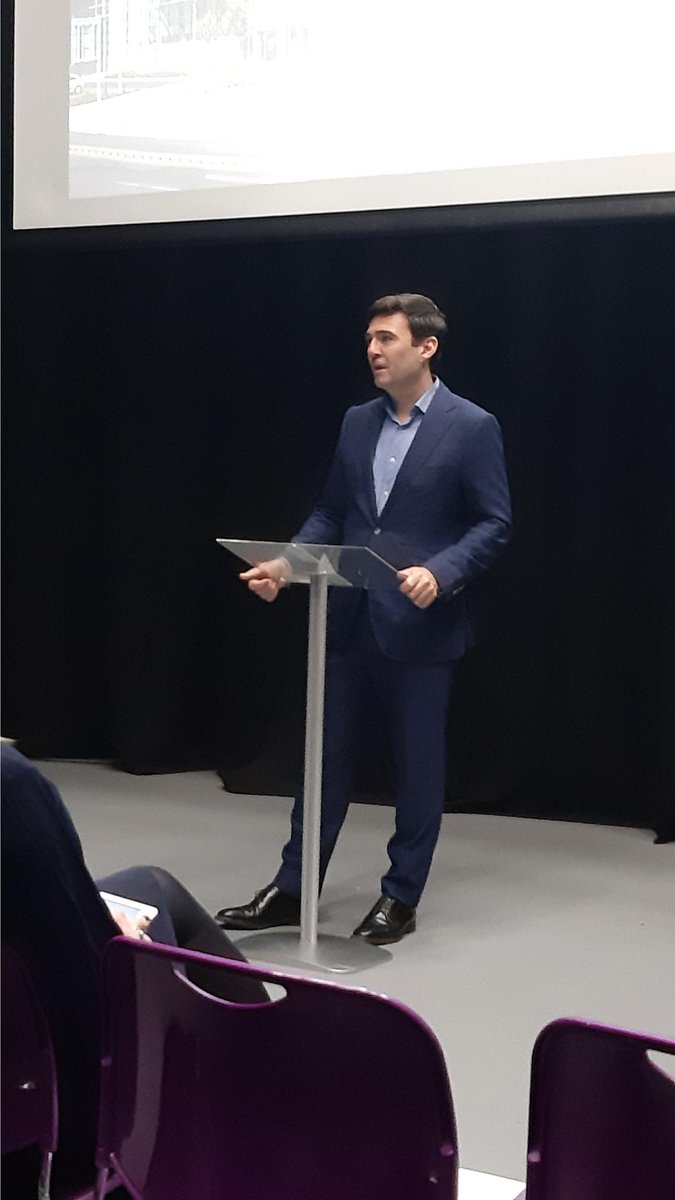 PhilipHA2F's tweet photo. Launch of the Aldridge UTC Media City incubator - linking young entrepreneur's with modern start-up workspaces. Andy Burnham, Mayor,  talking about the importance of links between industry and education.  So true. https://t.co/haQn4XYXRS