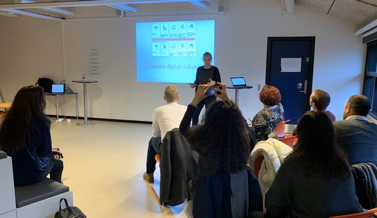 haasekirsten's tweet photo. Today @eu_schoolnet visited @gladsaxekommune to learn about our work with #data #learning & #formative evaluation Director @BerlinHovmand, consultant @talitasalqvist & principal, teacher and students from #BuddingeSkole shared their work #GreatLearningConversation across borders https://t.co/mkuVgYhzi1