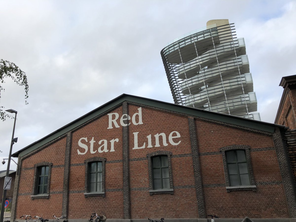 ThisisBS42's tweet photo. The stories of migrants past and present should always be heard and never forgotten #mslearns #redstarline @ISB_MS https://t.co/Ra8RIZcxet