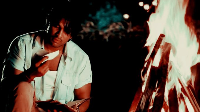 VeNKeyBunnyFan's tweet image. This Scene ❤ 💔
#DecadeForMemorableAarya2