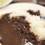 【悲報】松屋のメニューからオリジナルカレーが消えてしまう!